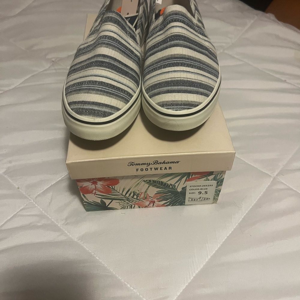 NEW Tommy Bahama Striped Canvas Slip-Ons Women's Size 9.5
